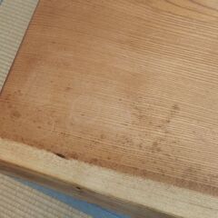 一枚板のテーブル　脚はおまけの画像