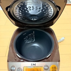 象印　炊飯器　3合炊きの画像