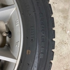 【ほぼ未使用】スタッドレスタイヤDUNLOPの画像