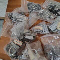 【松戸市日暮】革細工のパーツの画像