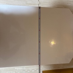 折り畳みテーブルの画像