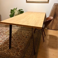 【KANADEMONO】THE TABLE / ラバーウッド＋THE LEGS FLAT A ダイニングテーブルの画像