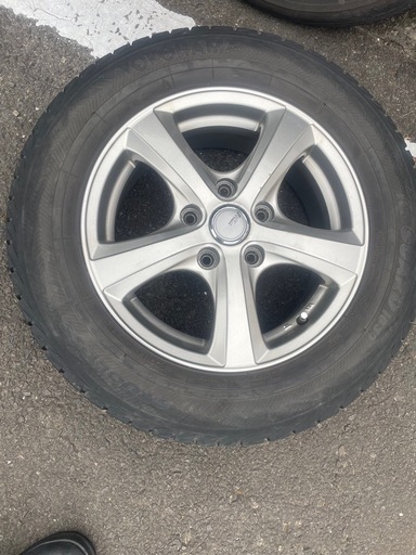 タイヤ195/65R15 91