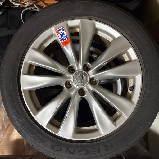 日産フーガ純正ホイール
