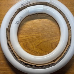 【新品】蛍光ランプ2本セットの画像