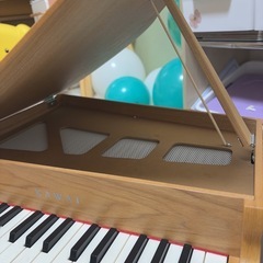 KAWAI カワイミニピアノ ナチュラルの画像