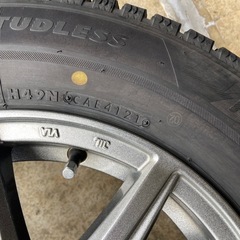 BS 冬タイヤAW 195/65R15 100×5hの画像