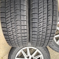 BS 冬タイヤAW 195/65R15 100×5hの画像