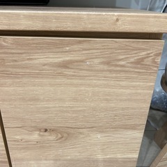 テレビボードの画像