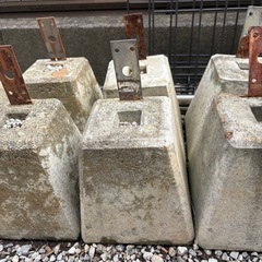 ウッドデッキ束石の画像