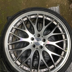 ロクサーニ19インチの画像