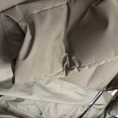 ユニクロダウンカーキー
の画像