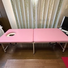マッサージ用ベッド
の画像