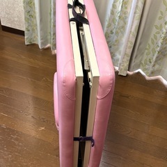 マッサージ用ベッド
の画像