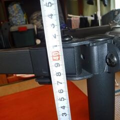 モニターアーム デュアルアームモニター 2画面 13-32インチVESA:75x75mm/100x100mm 2つの取り付け方法を備えた高さ調節可能なデュアルモニターアーム、チルトスイベル回転可能、ダブルパソコンアームの画像