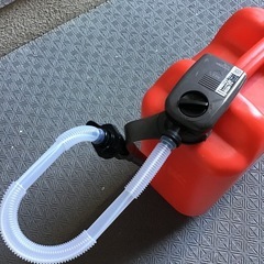 灯油タンク＋自動給油ポンプ＋ファンヒーター用キャスター 3点セットの画像