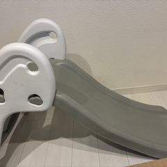 滑り台
の画像