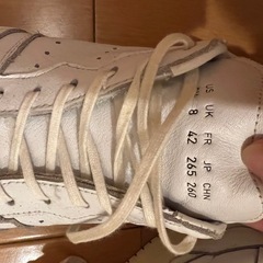 adidasスニーカーの画像