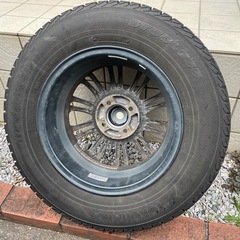 YOKOHAMA iceGUARD IG30スタッドレスタイヤ 4本ホイールセットの画像