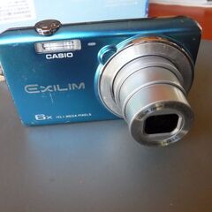 カシオ　デジカメ　CASIO　EXILIM　デジタルカメラ　現状　使用感ありの画像