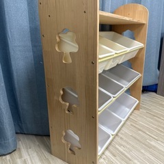 天然木 おもちゃ収納の画像