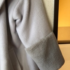 グレーコートの画像