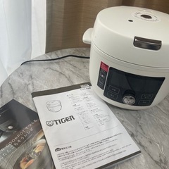 TIGER 電気圧力鍋　COK-A220 の画像