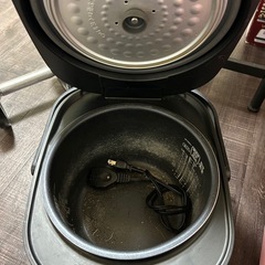 炊飯器の画像
