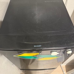 シャープ冷蔵庫 137Lの画像