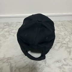 adidas キャップの画像