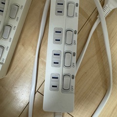 ニトリの電源タップ3本(取引確定)の画像