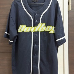 タンクトップ、ベースボールシャツの画像