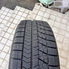 スタッドレスタイヤ　アルミ付きの画像