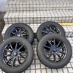 スタッドレスタイヤ　アルミ付きの画像