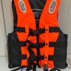 大人用ライフジャケット2つの画像