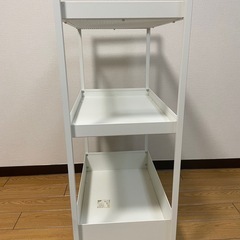 キャスター付きワゴン 白の画像