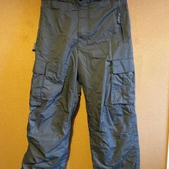 【格安】スキーウェア セットアップ　男性Mサイズの画像