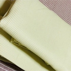 カーテン 2枚組 ライトグリーン 黄緑色の画像