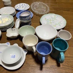 食器セットの画像