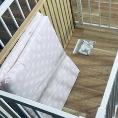 ファルスカ　ベビーベッド　マットレス　ベッドガードの画像
