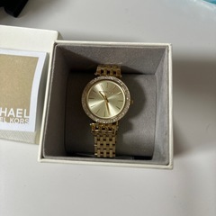 MICHEAL KORS 腕時計 未使用に近いの画像