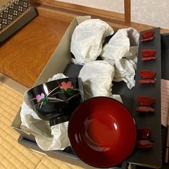 お椀、箸置き、箸セットの画像