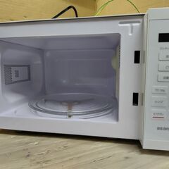 世田谷区近辺配送可能　美品　2023年製　アイリスオーヤマ 電子レンジ IMB-T178-W ホワイト　一人暮らし 17L ターンテーブル　コンパクト　単機能レンジ　シンプルの画像