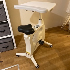 FLEXISPOT DESKCISE V9 デスク付きエアロバイクの画像