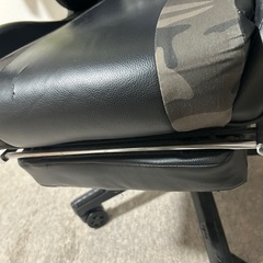 ゲーミングチェアの画像