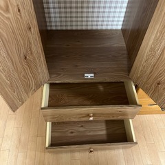 洋服タンス ① 大きいのでご自身で引き取れる方の画像