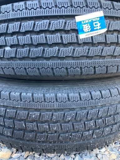 スタッドレス4本 195/80R15 LT
