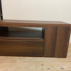 テレビボードの画像