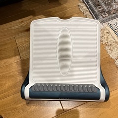 ストレッチ器具。ふくらはぎ裏を伸ばすものの画像