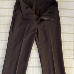 ＢＥＡＭＳ　こげ茶色ズボン　メンズ 新品同等品の画像